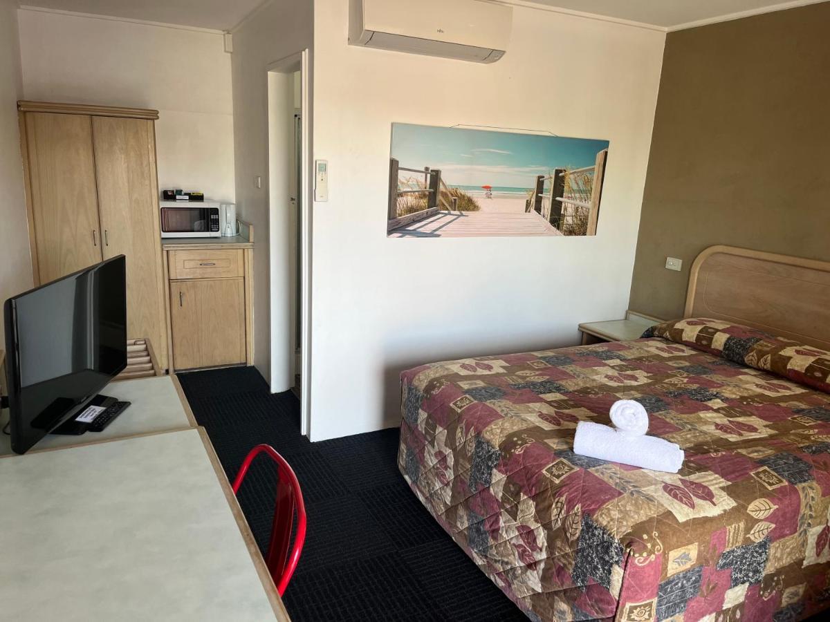 Chelsea Motor Inn Coffs Harbour Exterior foto